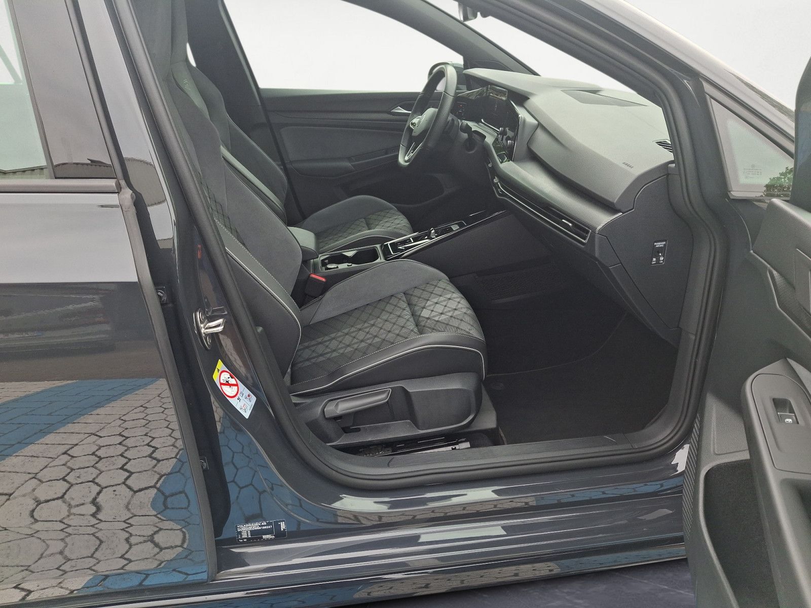 Volkswagen Golf - Bild 9