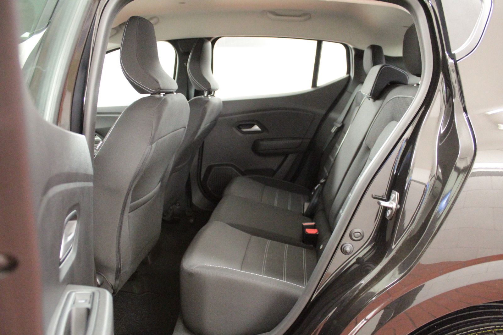 Fahrzeugabbildung Dacia Sandero TCe 90 Expression*Winterpaket*15418*
