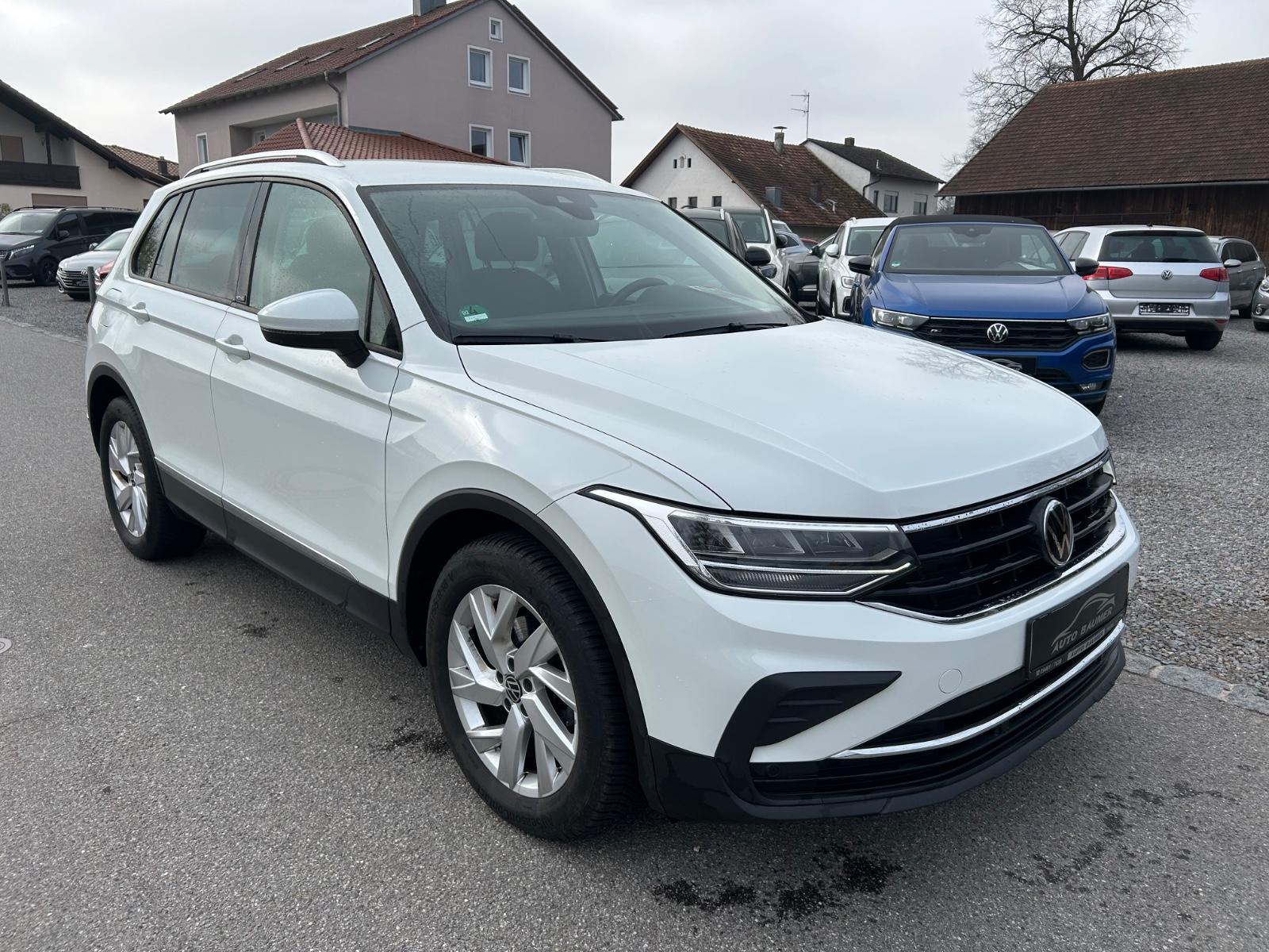 Volkswagen Tiguan Active *NAVI*SHZ*DAB*LED*