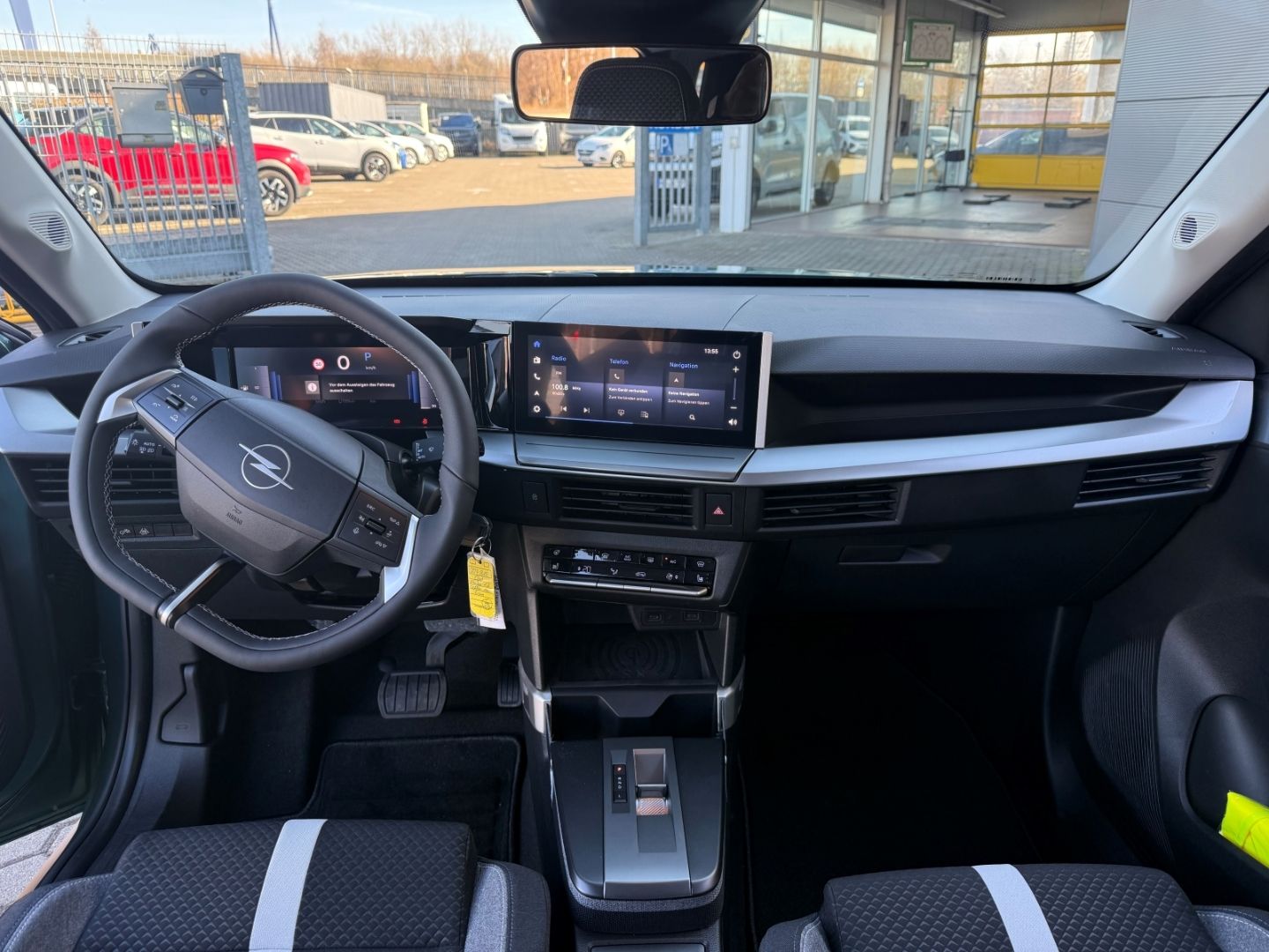 Fahrzeugabbildung Opel Frontera 1.2 Edition SHZ+LHZ+Kamera+Allwetter
