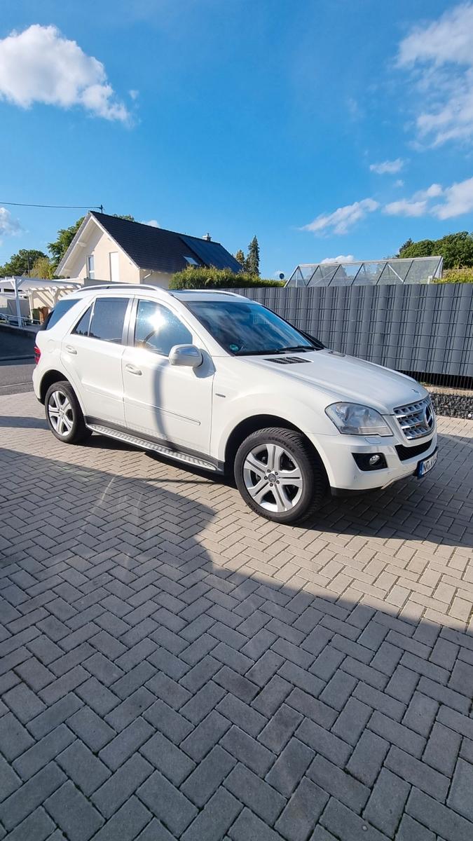 Mercedes-Benz ML 350