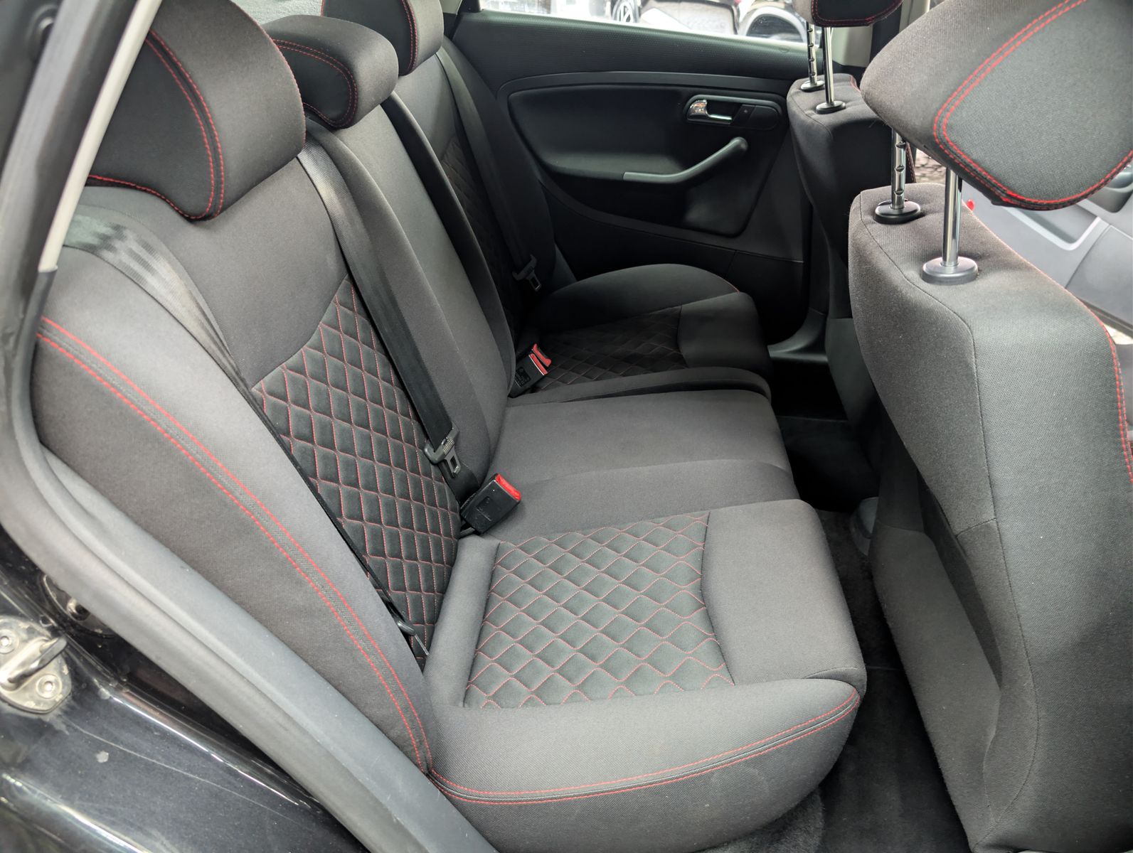 Fahrzeugabbildung SEAT Ibiza 1.6 Sport Edition TÜV*KLIMA*16" ALU