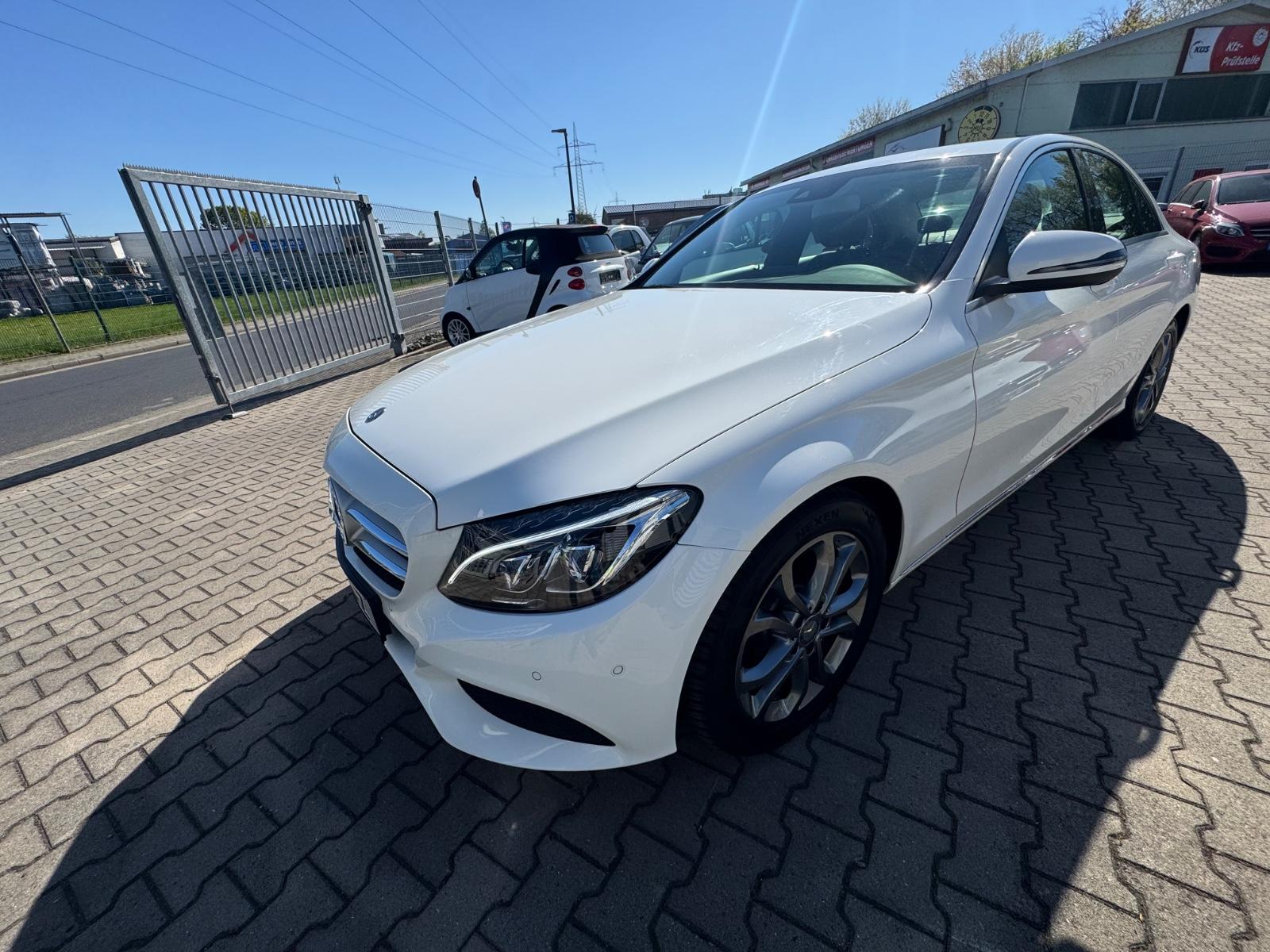 Mercedes-Benz C 200 CGI Limousine KLIMA SHZ TEILLEDER LED