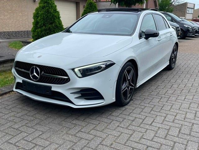 MERCEDES-BENZ A 180 AMG LINE PANO NAVI kamera NIGHT LED