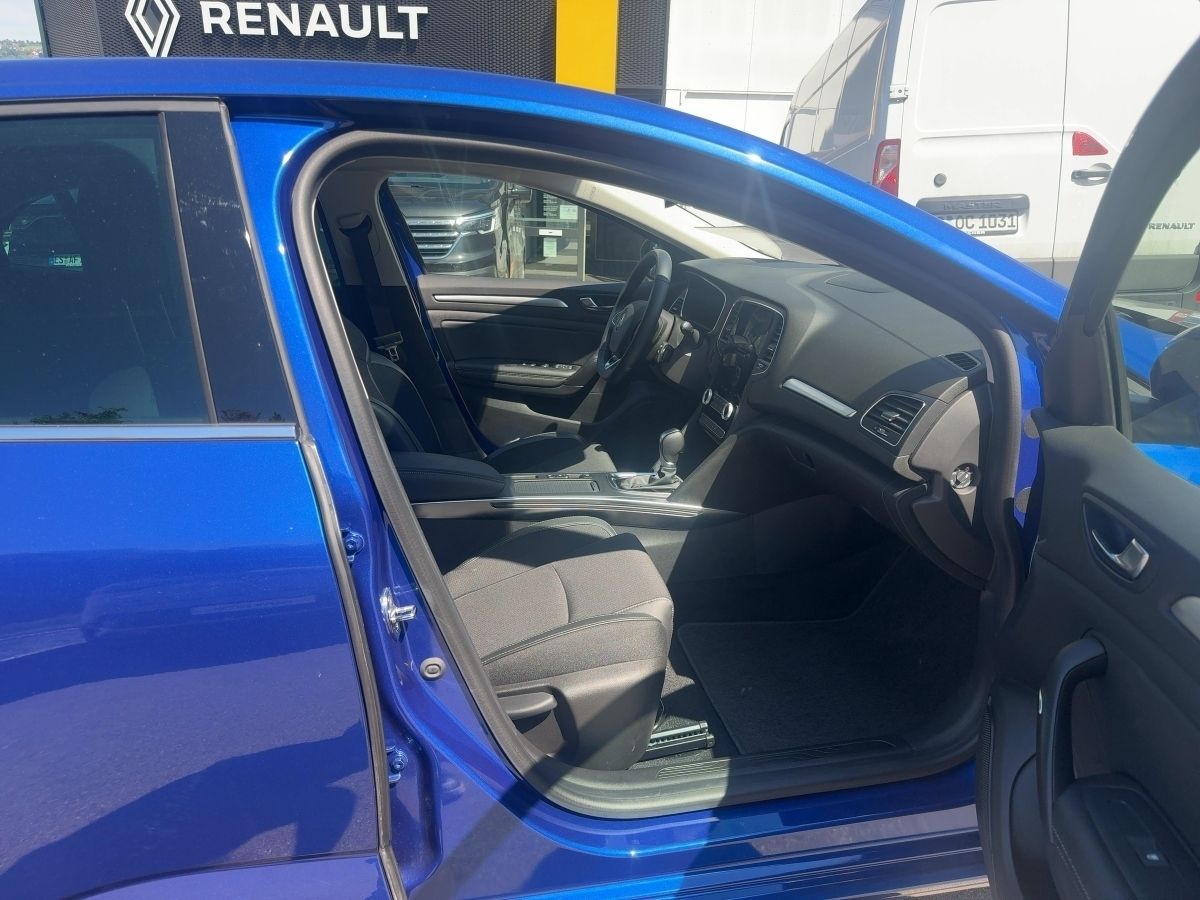 Fahrzeugabbildung Renault Megane 5-Türer INTENS E-TECH Plug-in 160