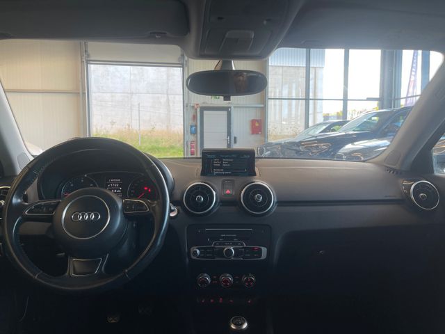 Audi A1 design *Klima*Navi*Xenon*SZHZ*
