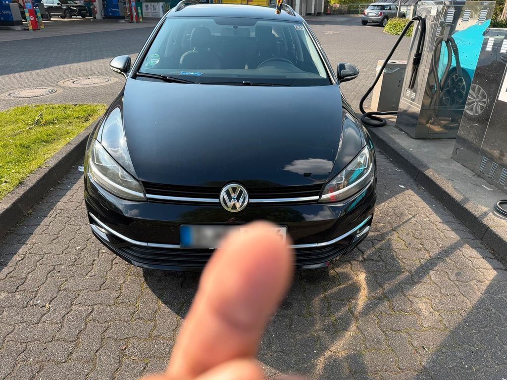 Image of Volkswagen Golf