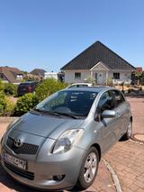 Toyota Yaris Executive 1,4-l-D-4D Executive - Toyota Yaris: Executive
