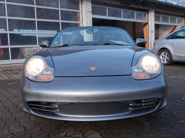 Porsche Boxster 2.7