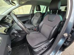 SKODA Octavia Combi Style 2.0TDI 150PS DSG LED ACC