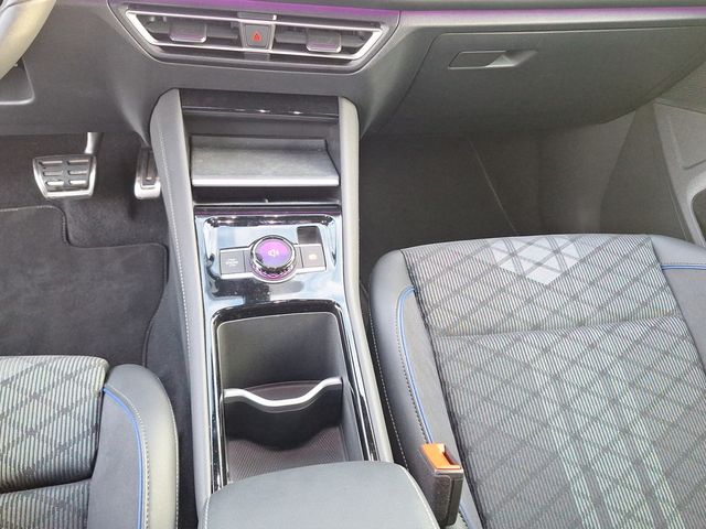 Tiguan 2.0 TDI 110 kW R-Line, IQ-Light, Black St