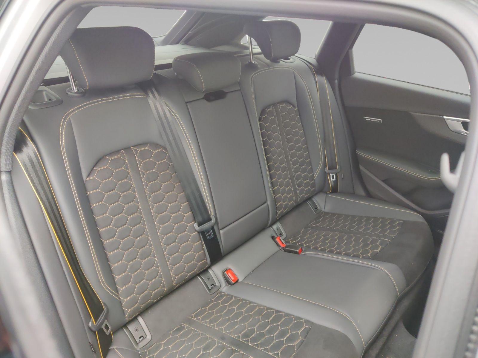 Audi RS4 Avant edition 25 years VMAX 300 B&O Matrix