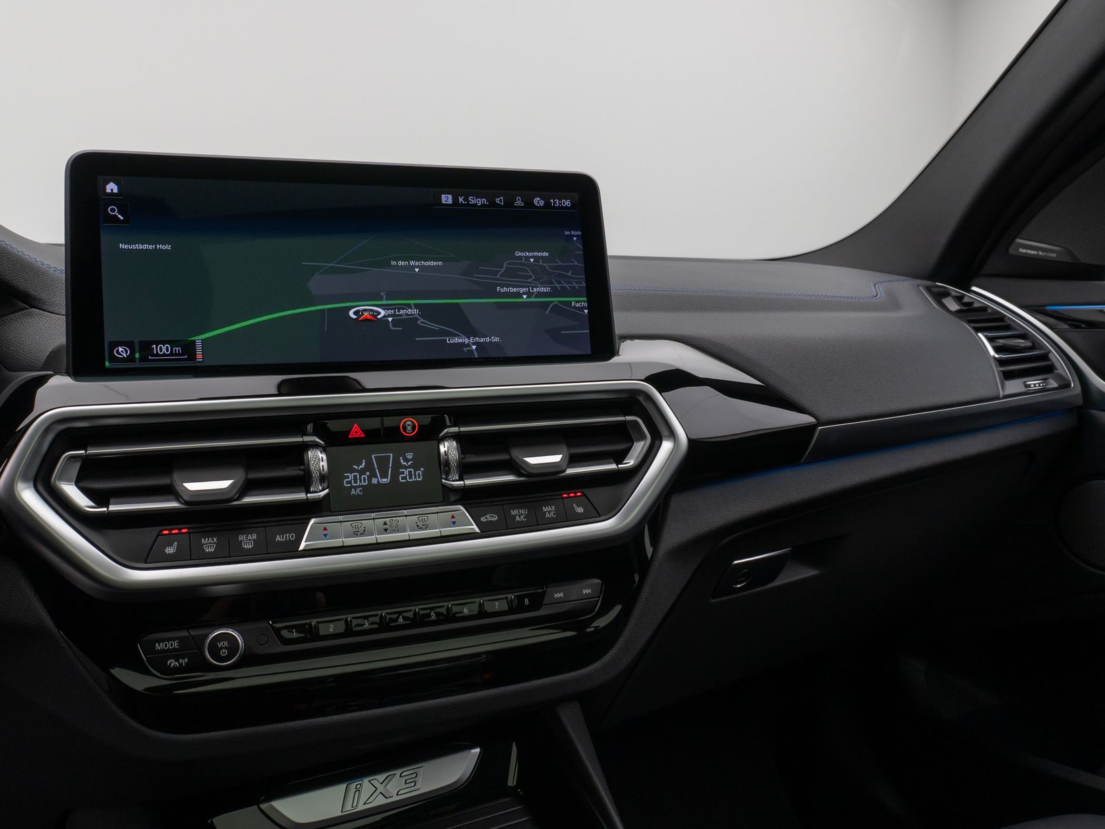 Fahrzeugabbildung BMW iX3 Impressive M Sport Panorama 360°HUD DAB H/K