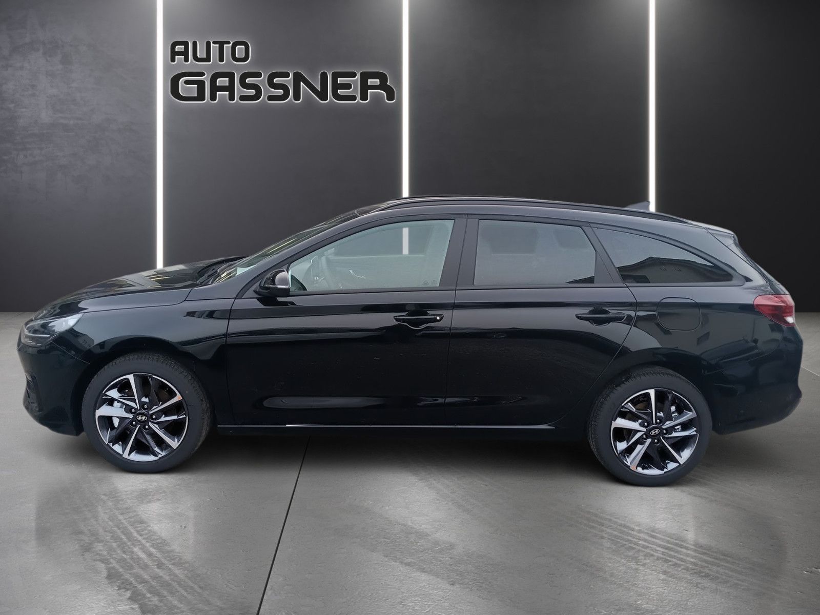 Fahrzeugabbildung Hyundai i30 Kombi 1,0T 100PS Advantage MT
