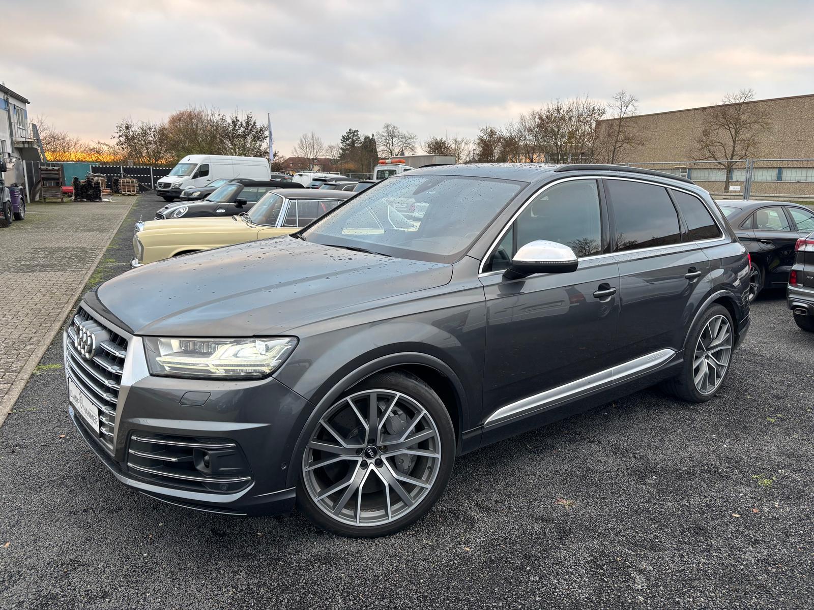 Audi SQ7 Keramik Matrix Pano 360 7Sitze VOLL NP:142T€