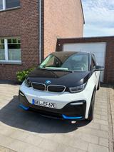 BMW i3s (120 Ah), 135kW s - BMW i3 mit Panoramadach