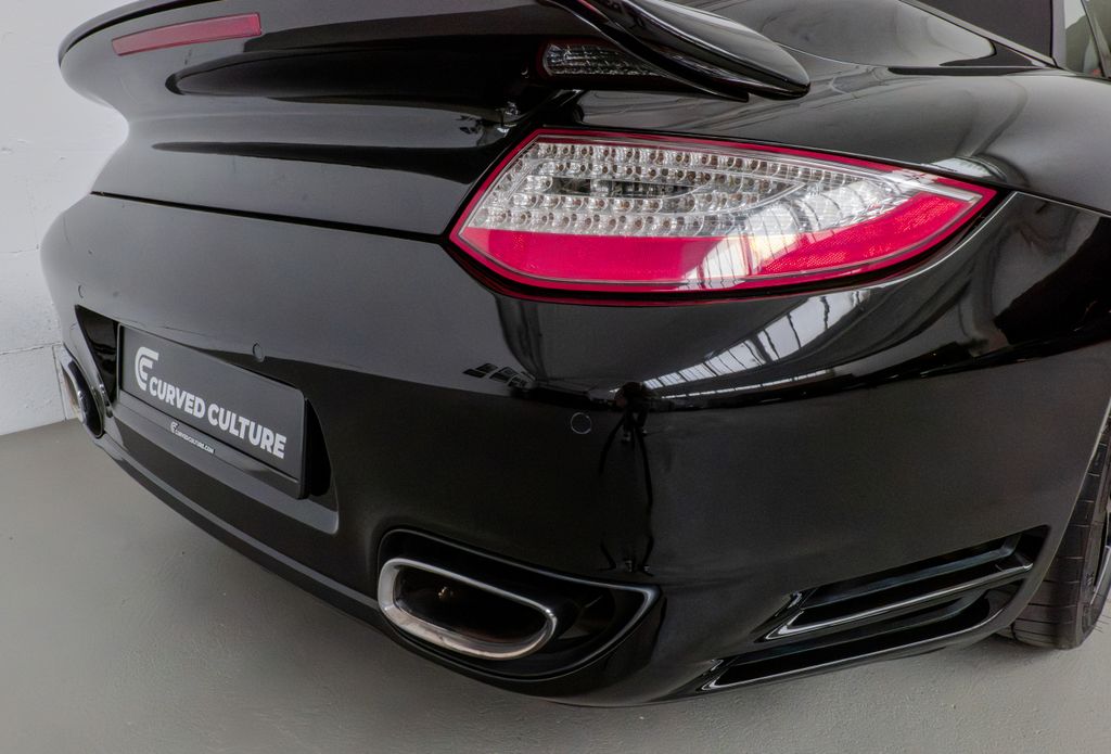 PORSCHE 997 2011