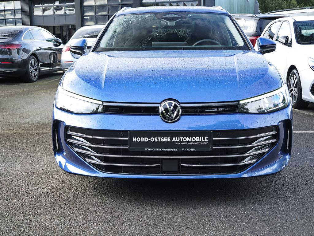 Volkswagen PASSAT VARIANT 2.0 TDI ELEGANCE MATRIX LED PANO