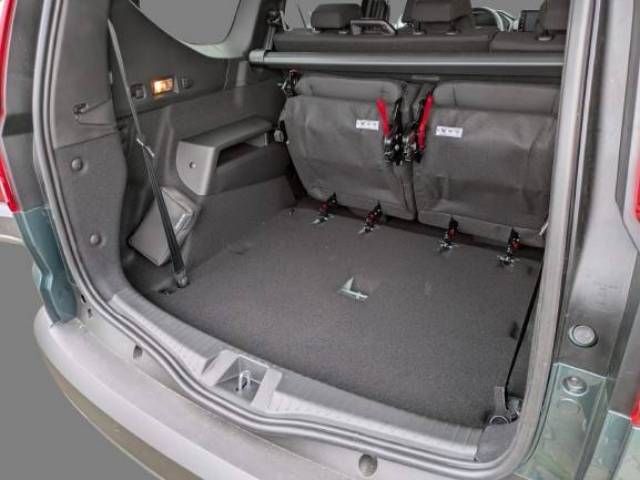 Fahrzeugabbildung Dacia Jogger Expression TCe 110 7-Sitzer