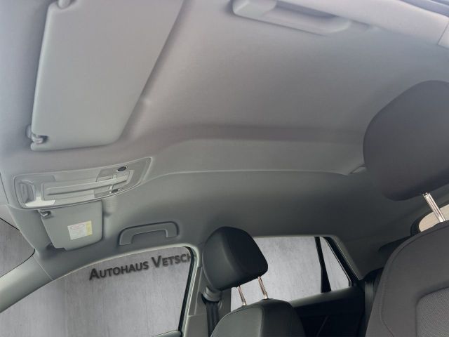 Q2 35 1.5 TFSI S line Bluetooth LED Klima