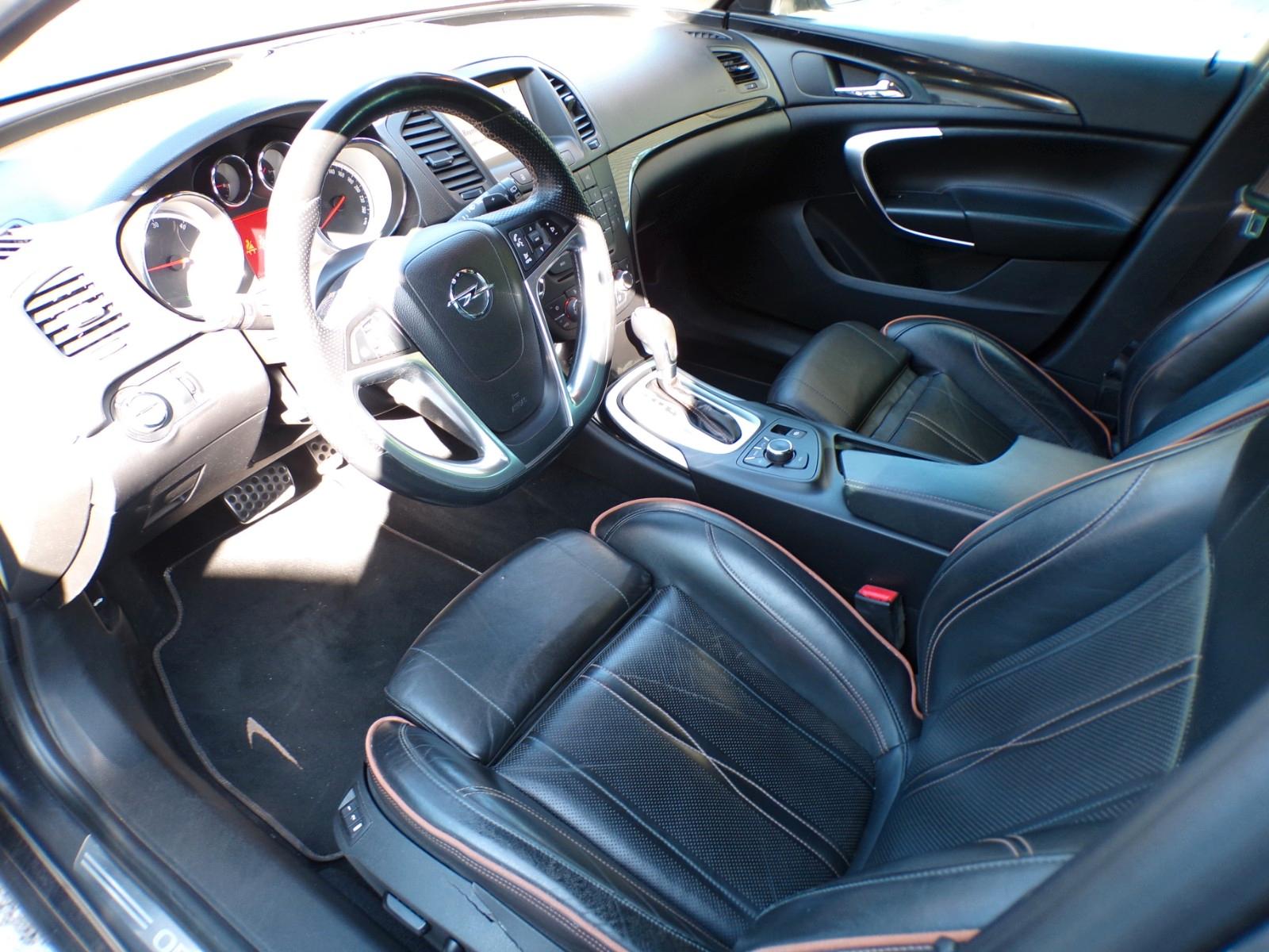 Opel Insignia 2012 — photo 8