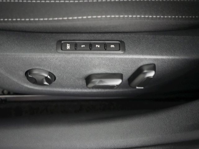 Octavia COMBI STYLE TDI DSG+AHK+NAVI+KLIMA+SITZH