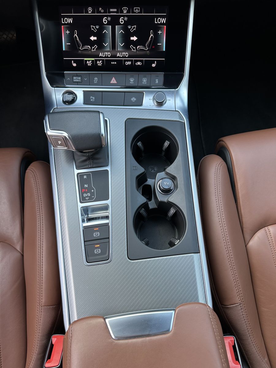 Fahrzeugabbildung Audi A6 Avant 50 TDI Qu S-Line NAV+LED+AHK+21ZOLL+KAM