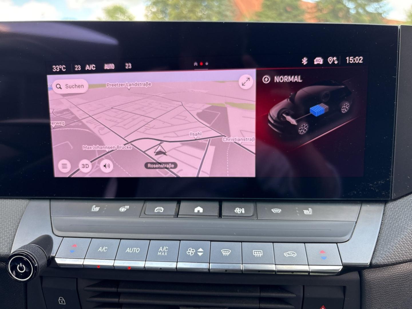 Opel Astra Electric Ultimate 54kWh Infotainment Tech 