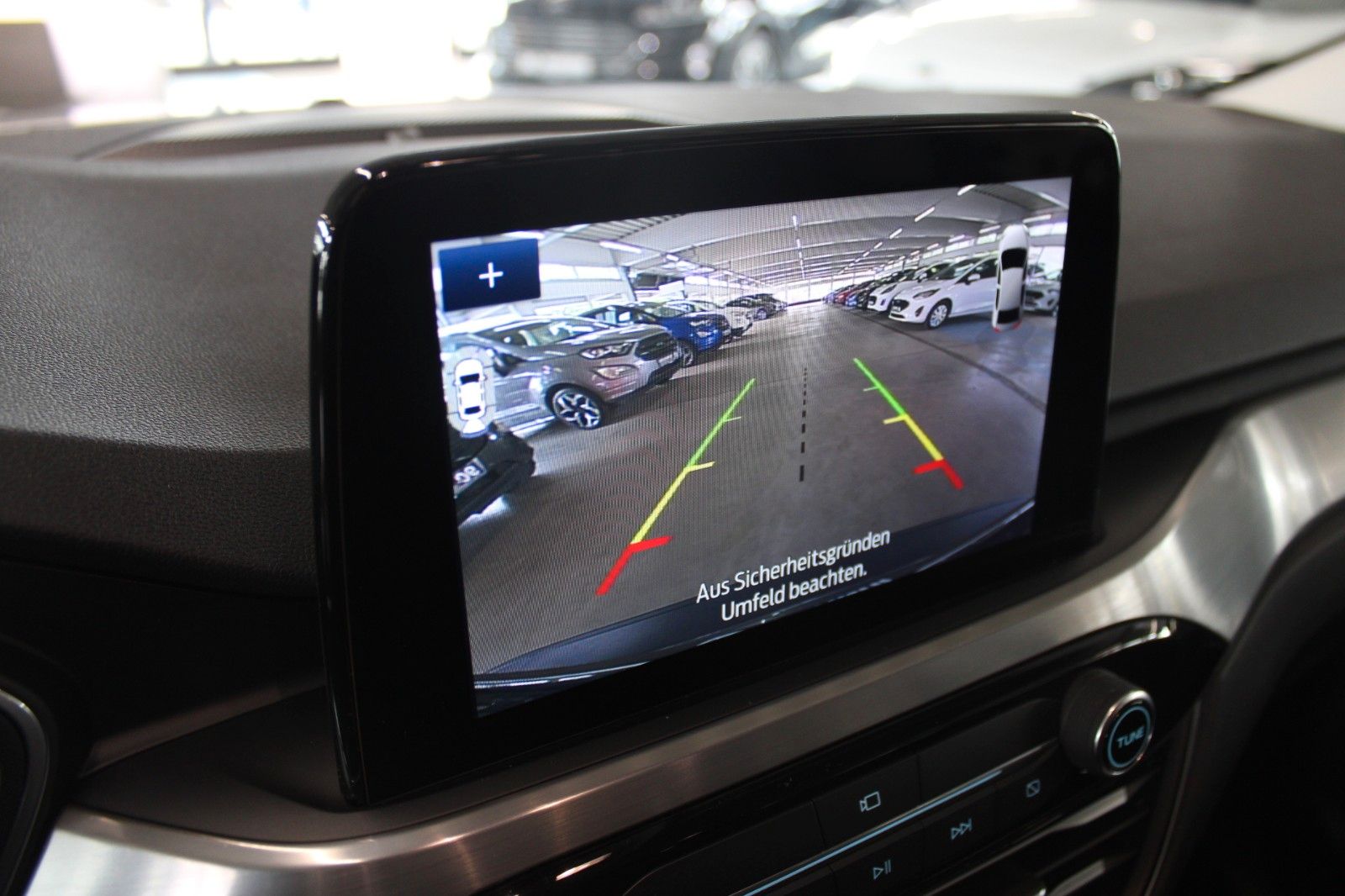 Fahrzeugabbildung Ford Kuga PHEV Titanium X AHK LED HUD 2xCam WinterP.