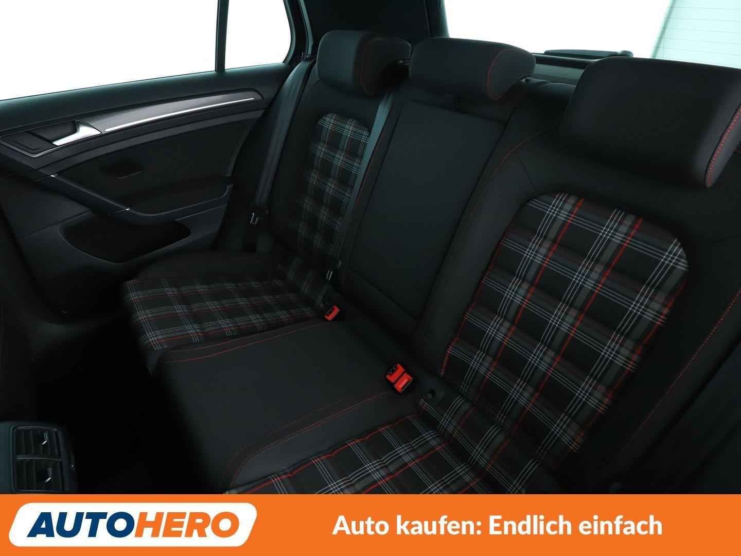Volkswagen Golf VII 2.0 TSI GTI Performance BMT*LED*ACC*CAM