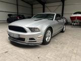 Ford Mustang v6 cabrio 2014 16000euros Tau... - Ford Mustang in Saarbrücken