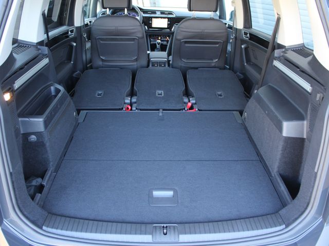Touran 1.5 TSI Highline Navi*ACC*LED*