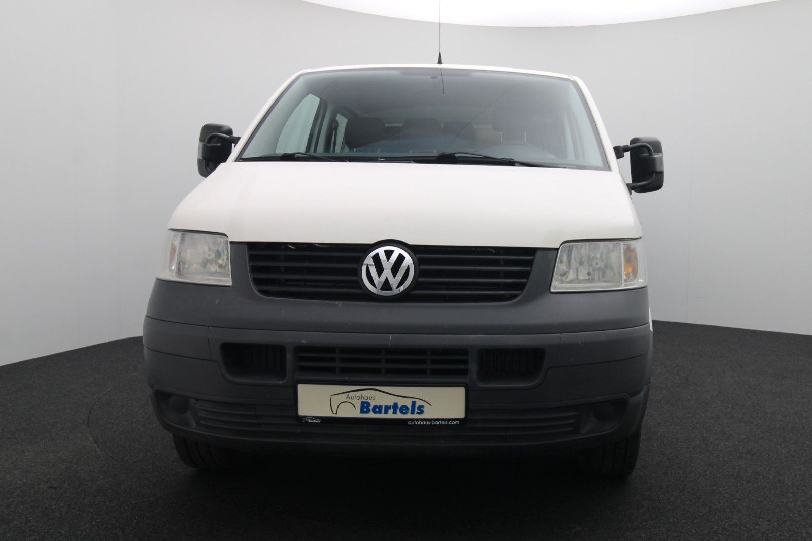 Fahrzeugabbildung Volkswagen T5 Transporter Pritsche Pritsche Doppelkabine