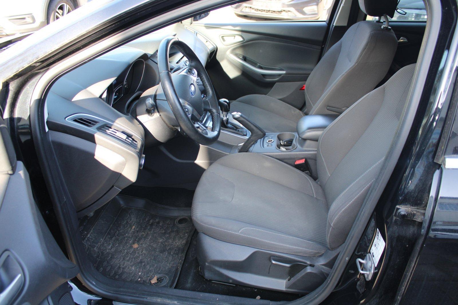 Ford Focus 2013 — photo 6