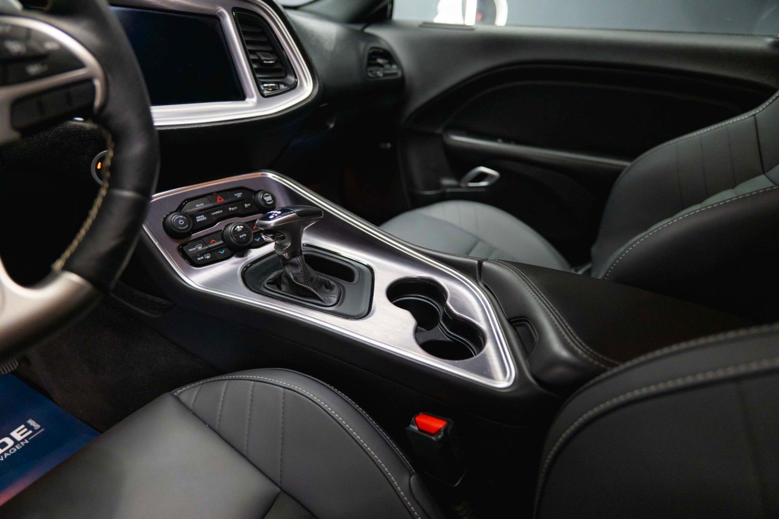 Fahrzeugabbildung Dodge Challenger 6.4 V8 SRT 392 R/T SCAT PACK LineLock