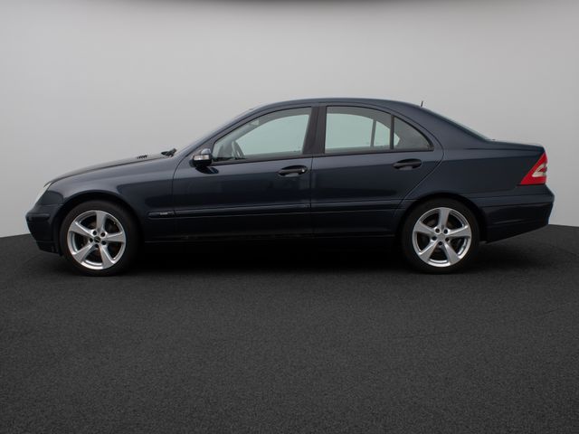 Foto Nummer 11: MERCEDES-BENZ C 180