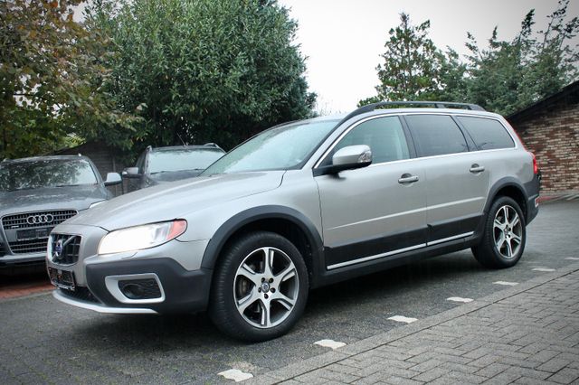 Volvo XC70 D4 Geartronic Momentum Leder Navi Xenon AHK