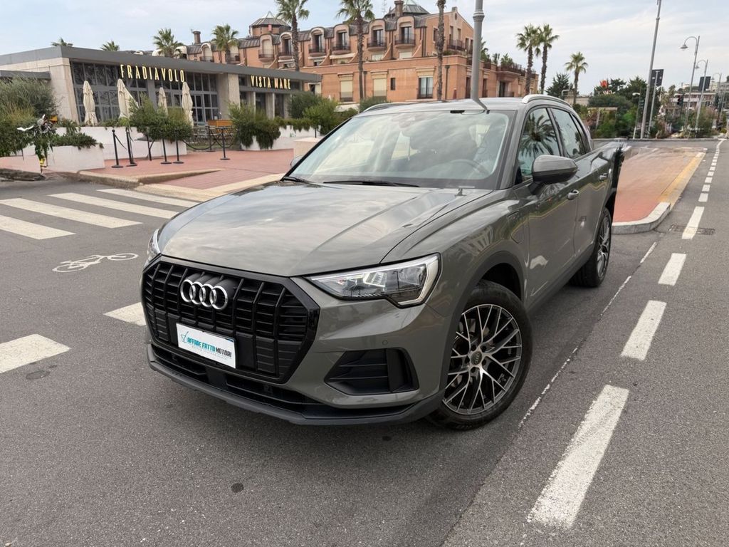Image of Audi Q3