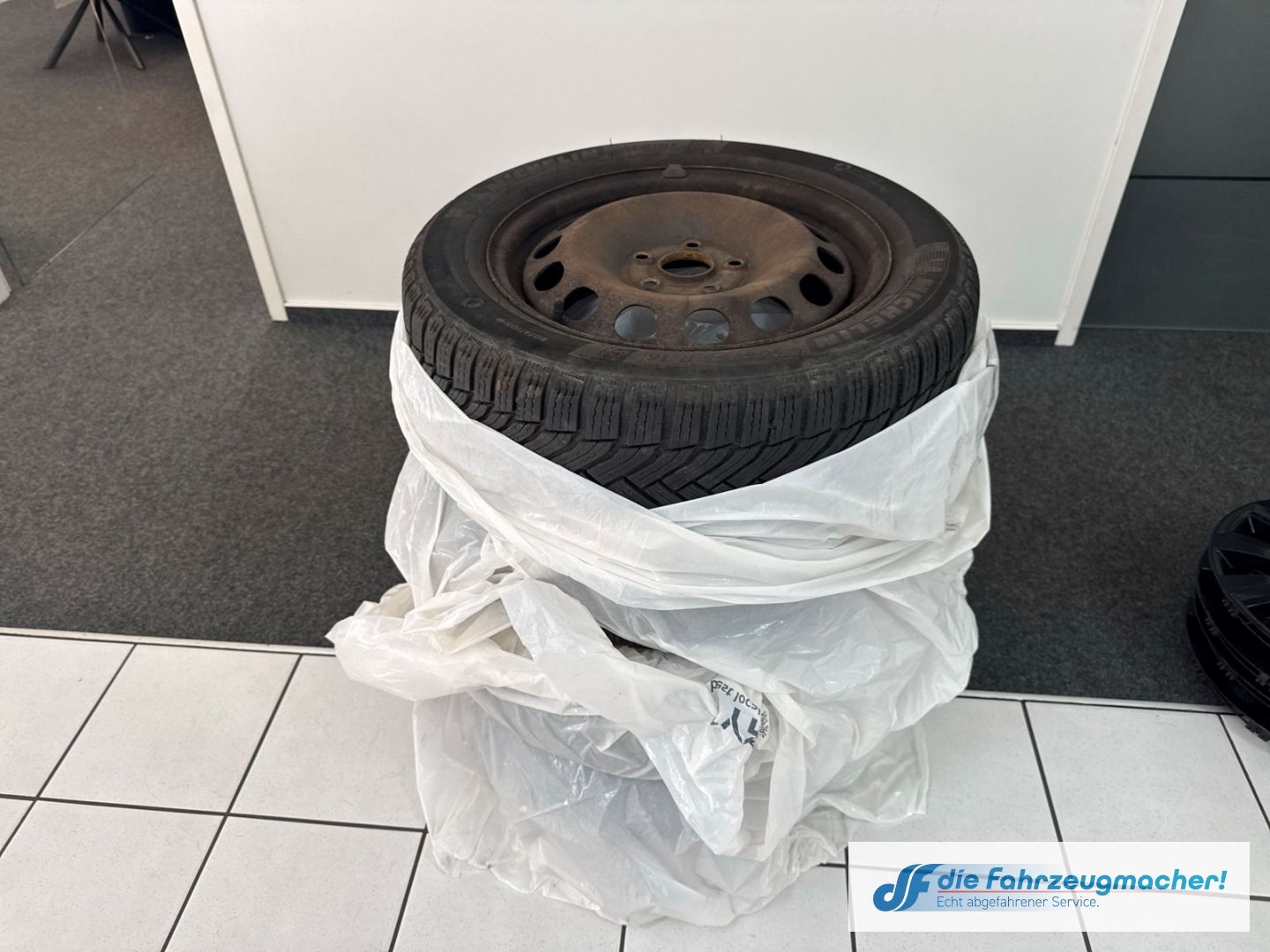 Fahrzeugabbildung Volkswagen Golf VII Variant Allstar BMT 1.4 TSI Sperrdiff.