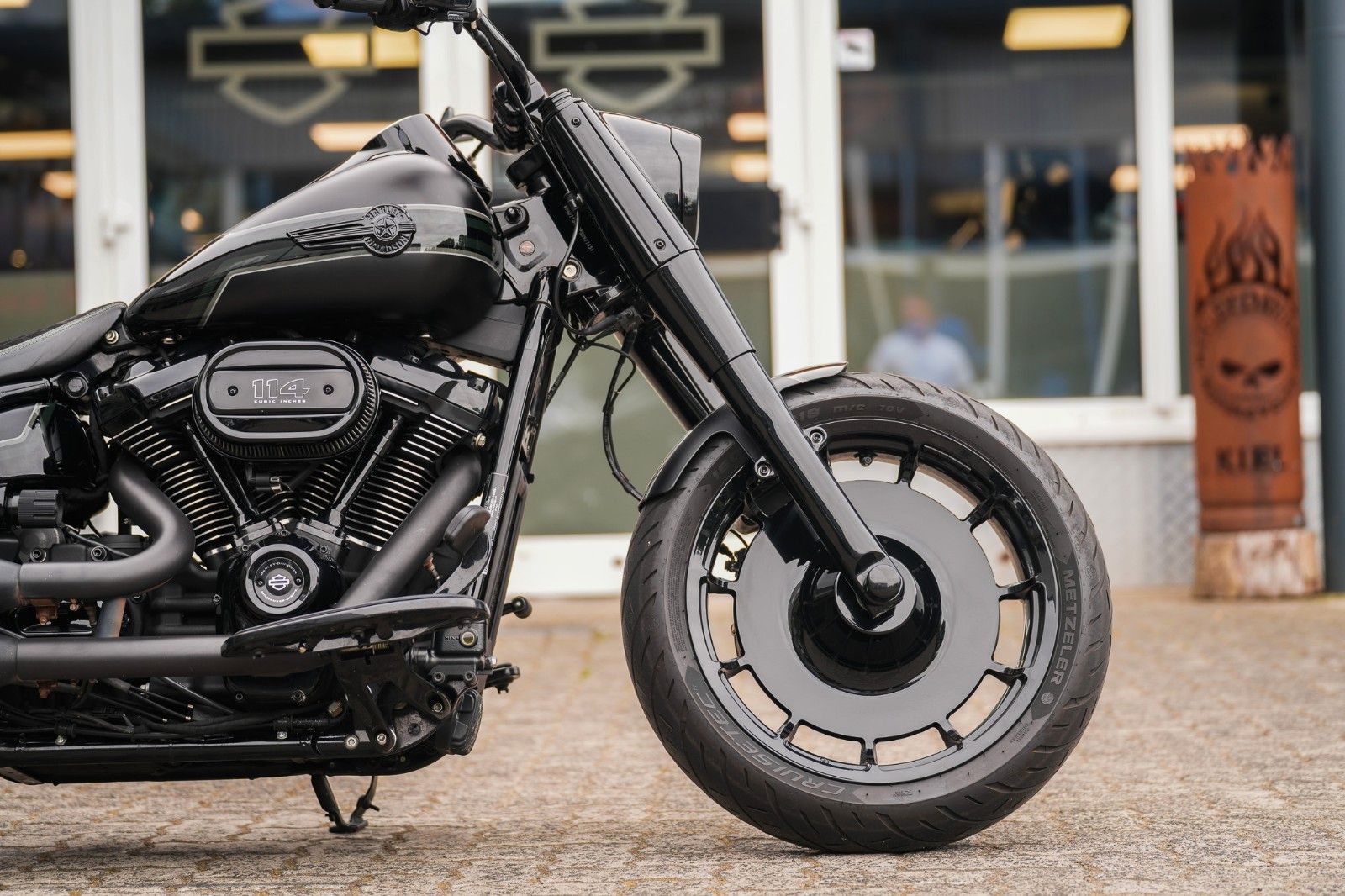 Fahrzeugabbildung Harley-Davidson DARK BOY 114 cui - FAT BOY FLFBS - JEKILL & HYDE