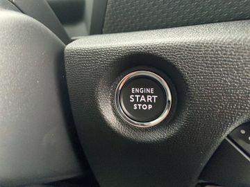 Citroën C4 Hybrid 145 Collection Kam.+KeyLess+Navi+SHZ