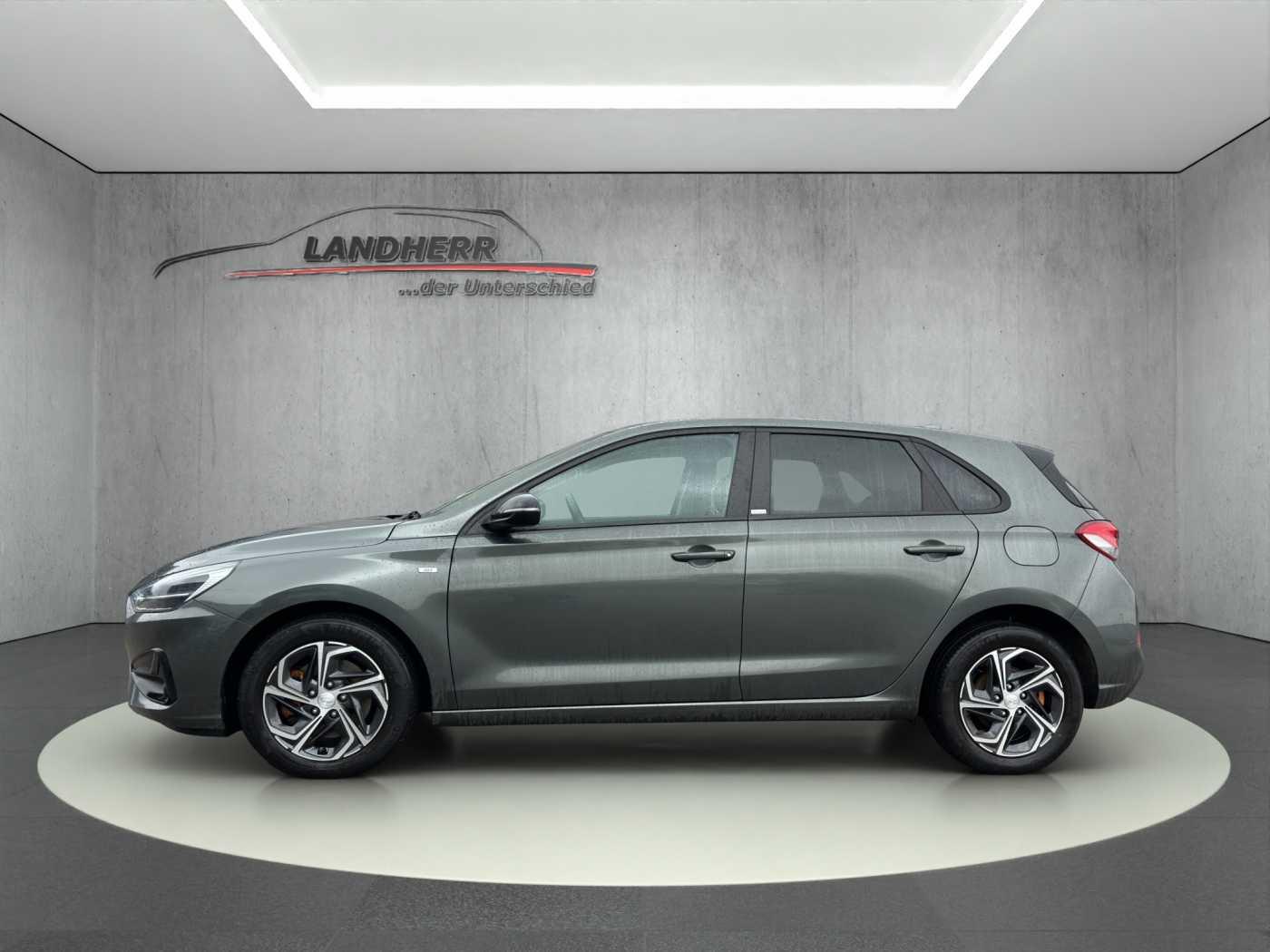 Hyundai i30 1.5 48V Hybrid Intro *LED/Navi/Kamera/SHZ*