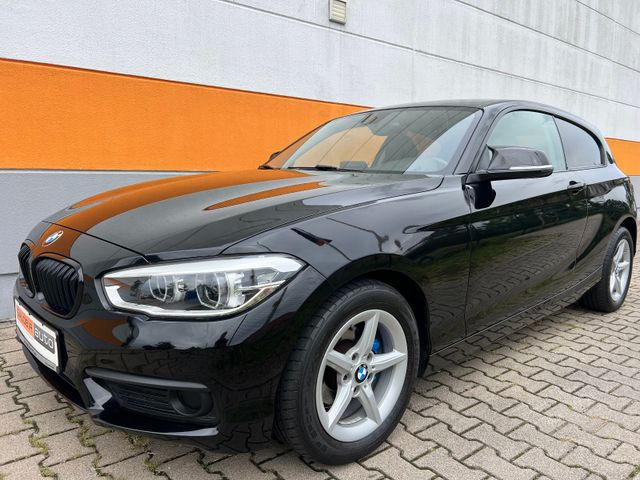 BMW 118i Sport Line Automatik LED Navi SHZ Automatik