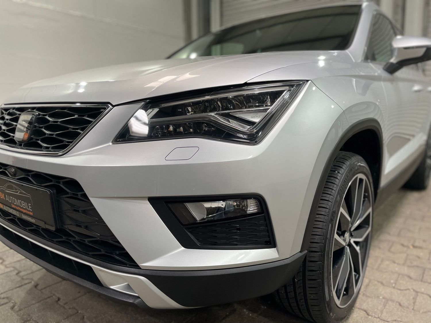 Fahrzeugabbildung SEAT Ateca Xcellence 4Drive #LED##360°#Alcantara#Keyl
