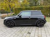 MINI Cooper D JCW Pano LED blackline keyless M2019 - MINI Cooper D: Kleinwagen