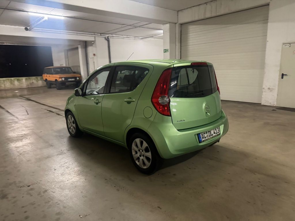 Opel Agila