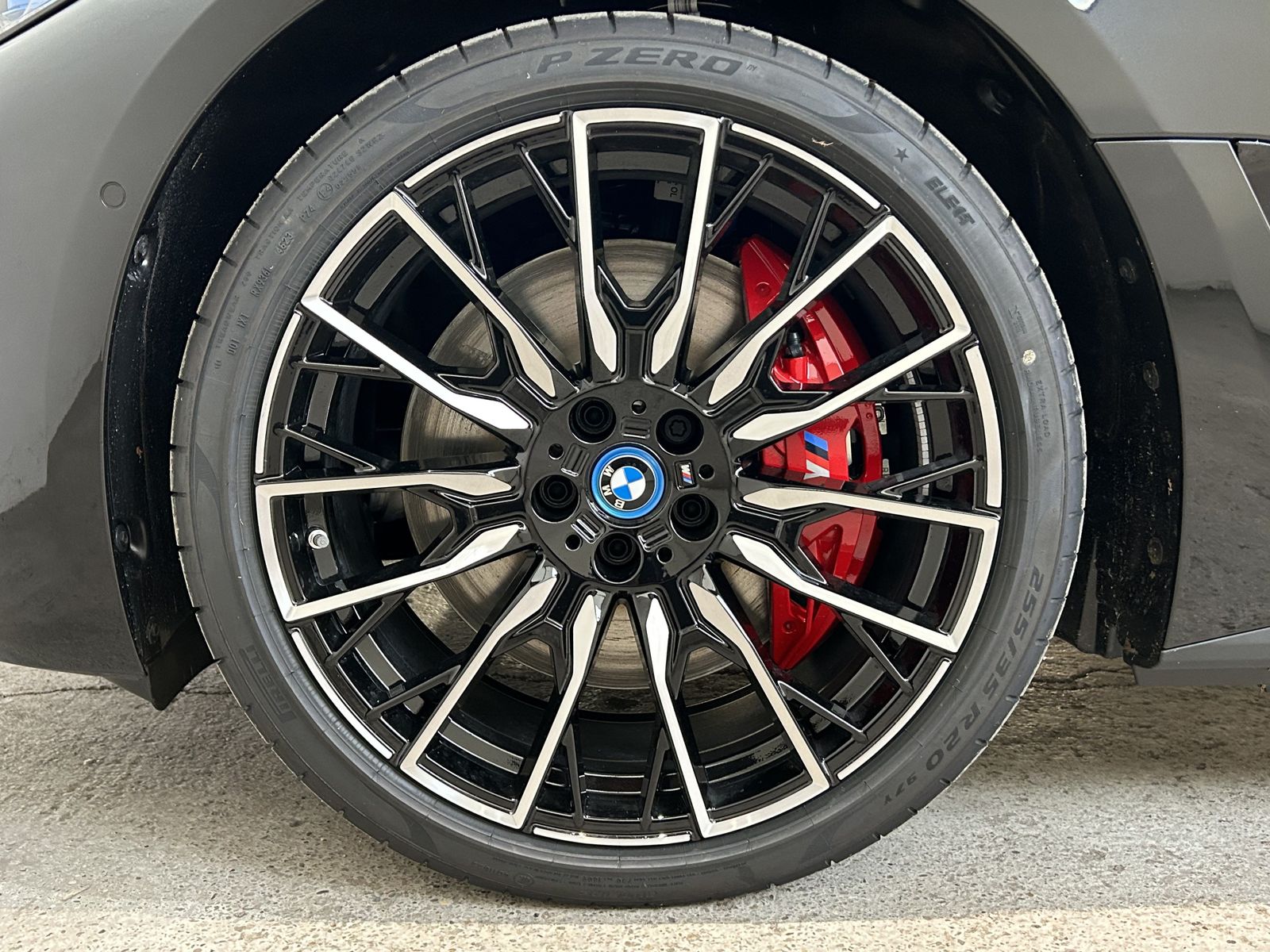 Fahrzeugabbildung BMW i4 M50 Sitzbelüftung, 20"M Leichtmetallräder