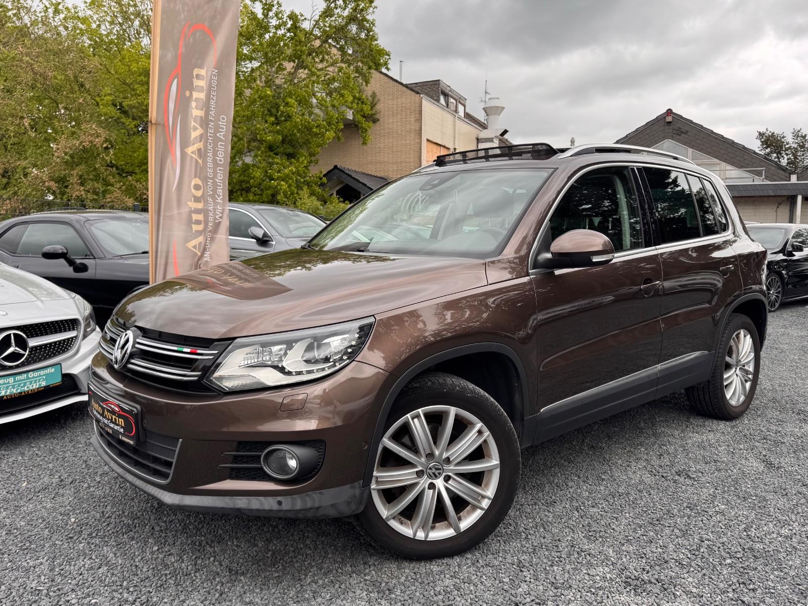 Volkswagen Tiguan Sport & Style 4Motion LEDER-PANO-R.LINE