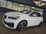BMW 220i Active Tourer Aut. Sport Line Pano/LED/AHK - BMW 220 mit Panoramadach