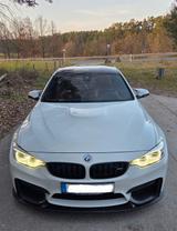 BMW M4 Coupe DKG Carbon 360Kamera Led Navi HupD Key  - BMW M4: Coupe